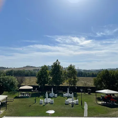 Vakantieboerderij Taverna Dei Guelfi Senigallia
