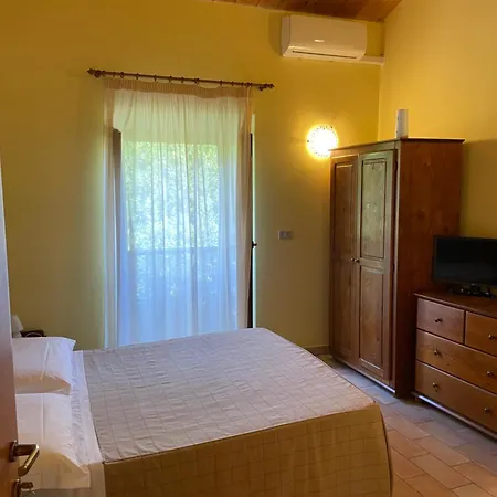 Taverna Dei Guelfi Vakantieboerderij *