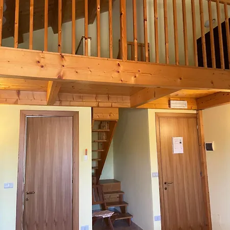 Taverna Dei Guelfi Κατάλυμα σε φάρμα