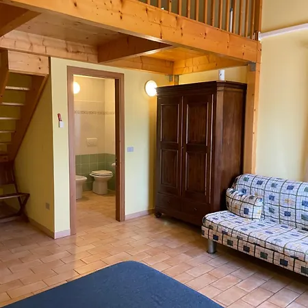 Farm stay Taverna Dei Guelfi