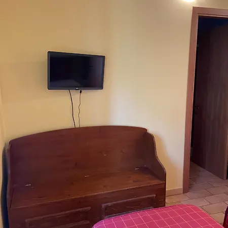 Farm stay Taverna Dei Guelfi *