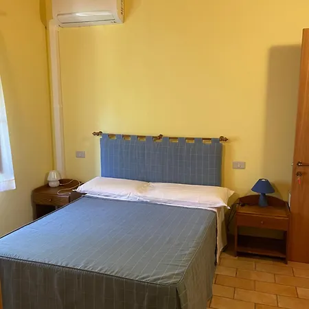 Taverna Dei Guelfi Κατάλυμα σε φάρμα *