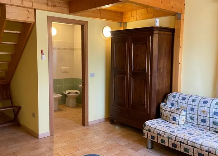 Farm stay Taverna Dei Guelfi