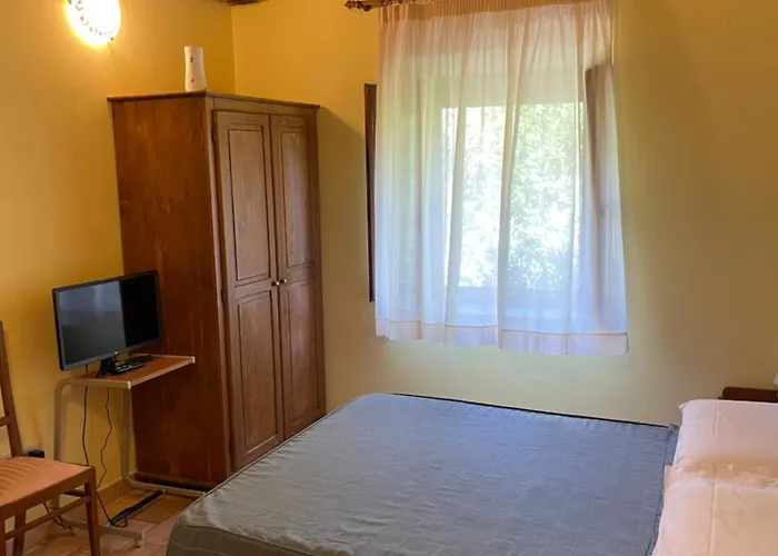 Taverna Dei Guelfi Farm stay *