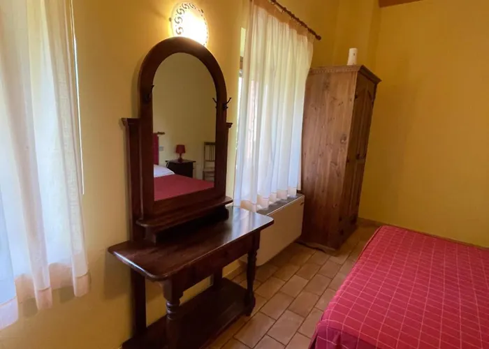 Taverna Dei Guelfi Farm stay Senigallia