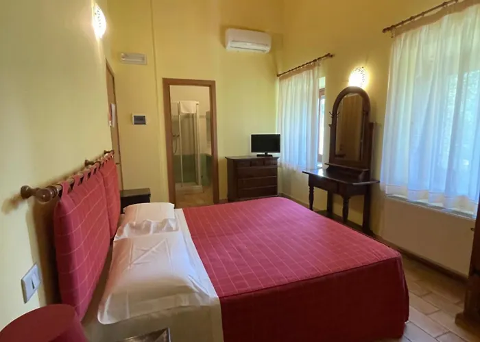 Taverna Dei Guelfi Farm stay