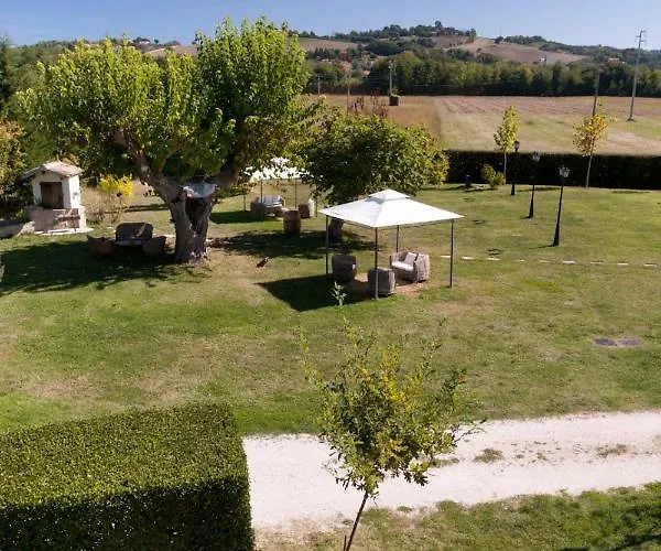 Taverna Dei Guelfi Farm stay Senigallia